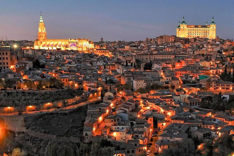 Toledo Ciudad De Las Tres Culturas , Un Lugar Para Disfrutar Todas Las Familias Con Sus Hijos " Desayuno Incluido" Villamiel de Toledo Eksteriør billede